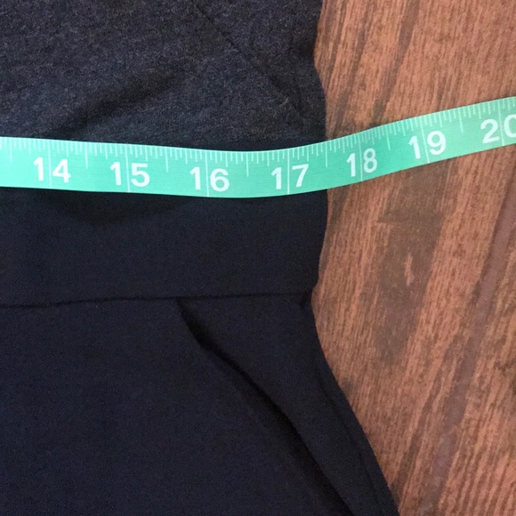 Loft grey and black dress with pockets - Picture 6 of 8